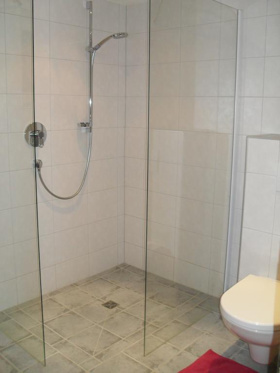 Haus Schellenschmied Apartment Петной ам Арлберг Стая снимка